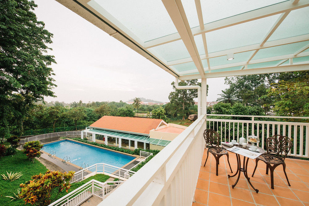 Botanica Mansion Bed & Breakfast Balik Pulau Exterior photo