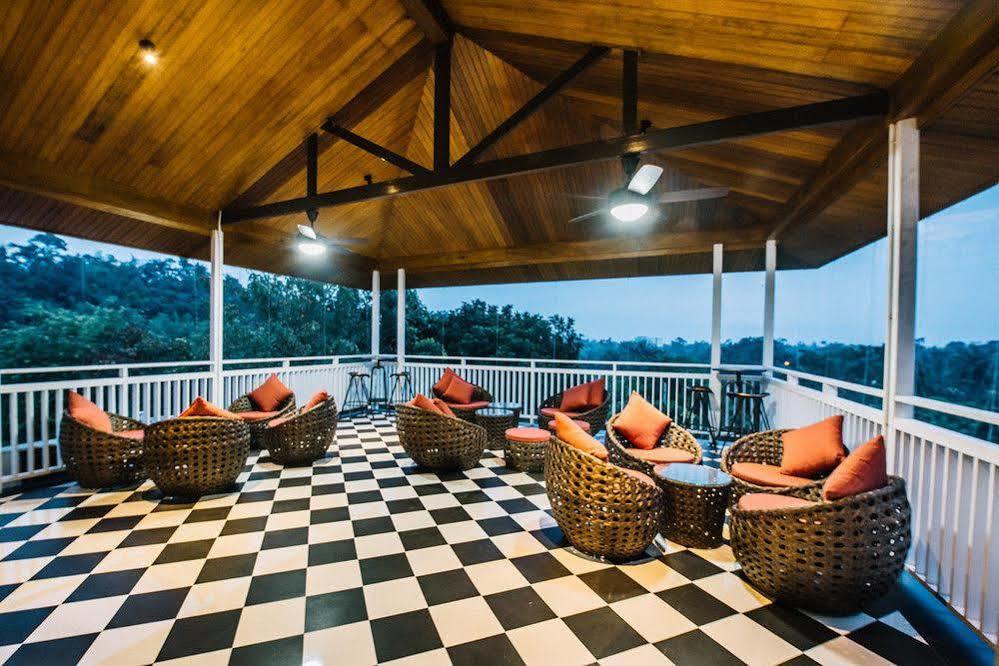 Botanica Mansion Bed & Breakfast Balik Pulau Exterior photo
