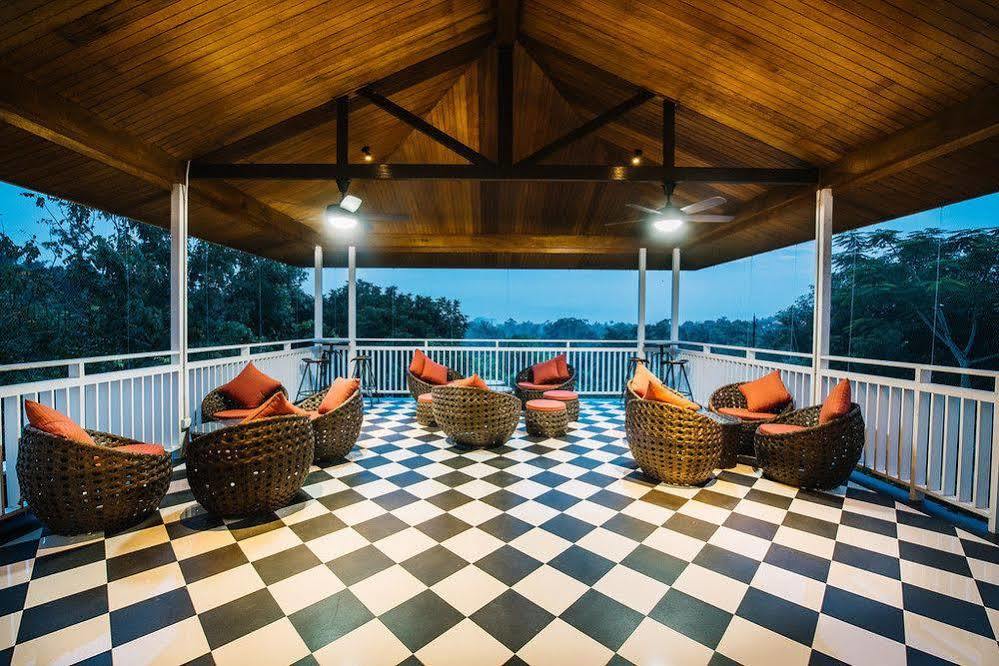 Botanica Mansion Bed & Breakfast Balik Pulau Exterior photo